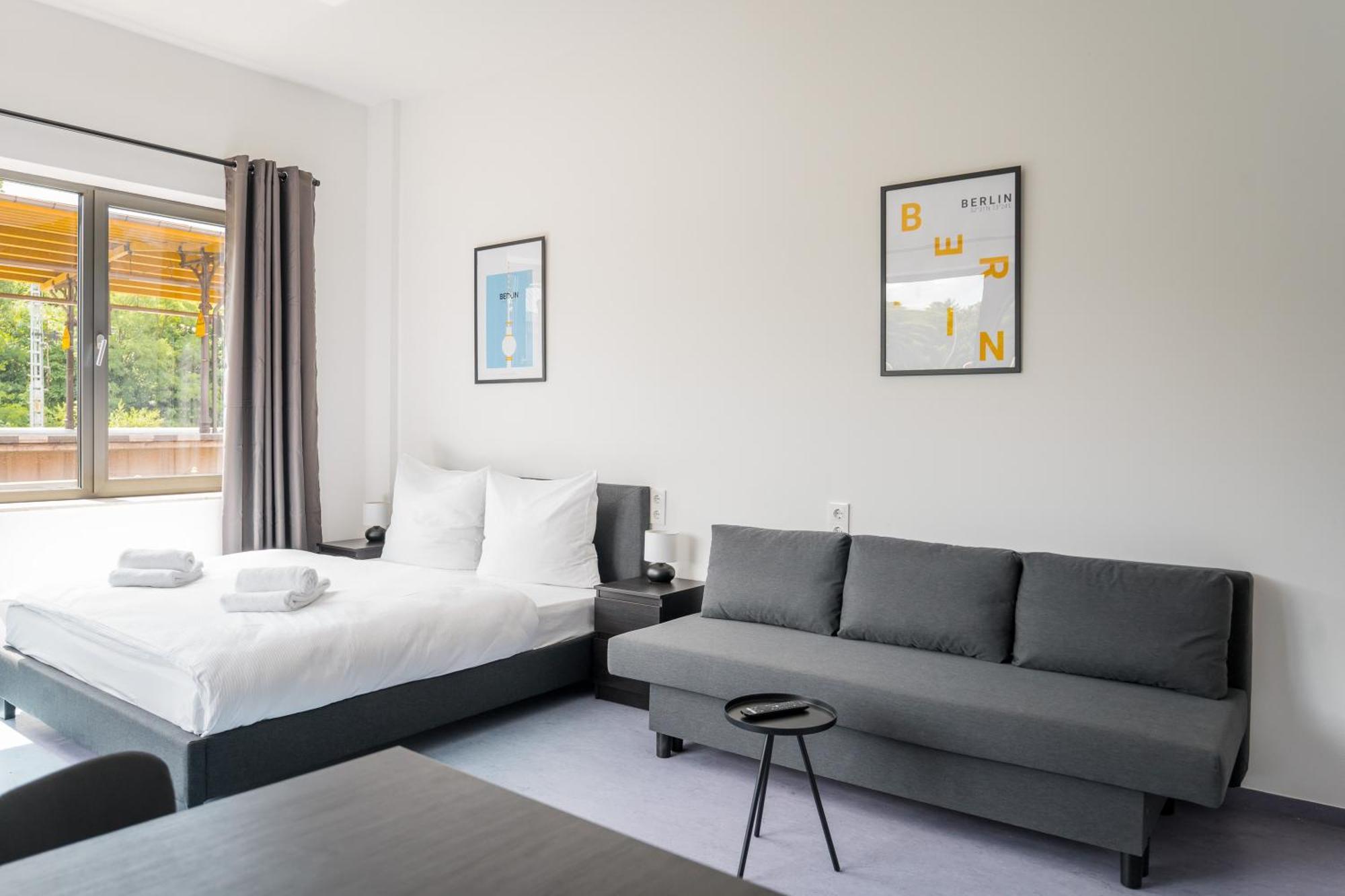Apartmenthaus Neukoelln * Berlino